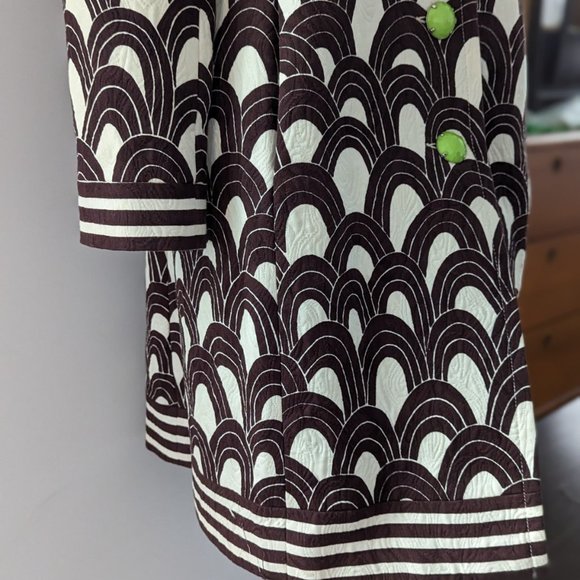 2000s-era dress coat, graphic print with bright lining - Picture 4 of 13